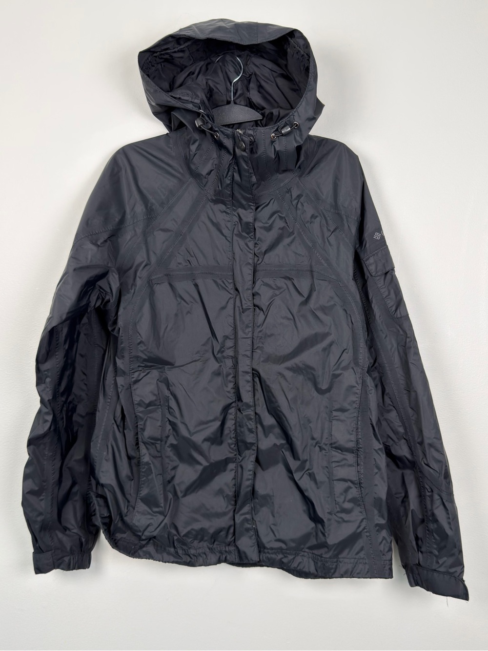Columbia Women’s L Omni-Tech Black Waterproof Hooded Rain Jacket